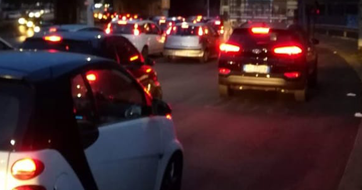 Modifiche alla viabilità al i cittadini"Quartiere assediato